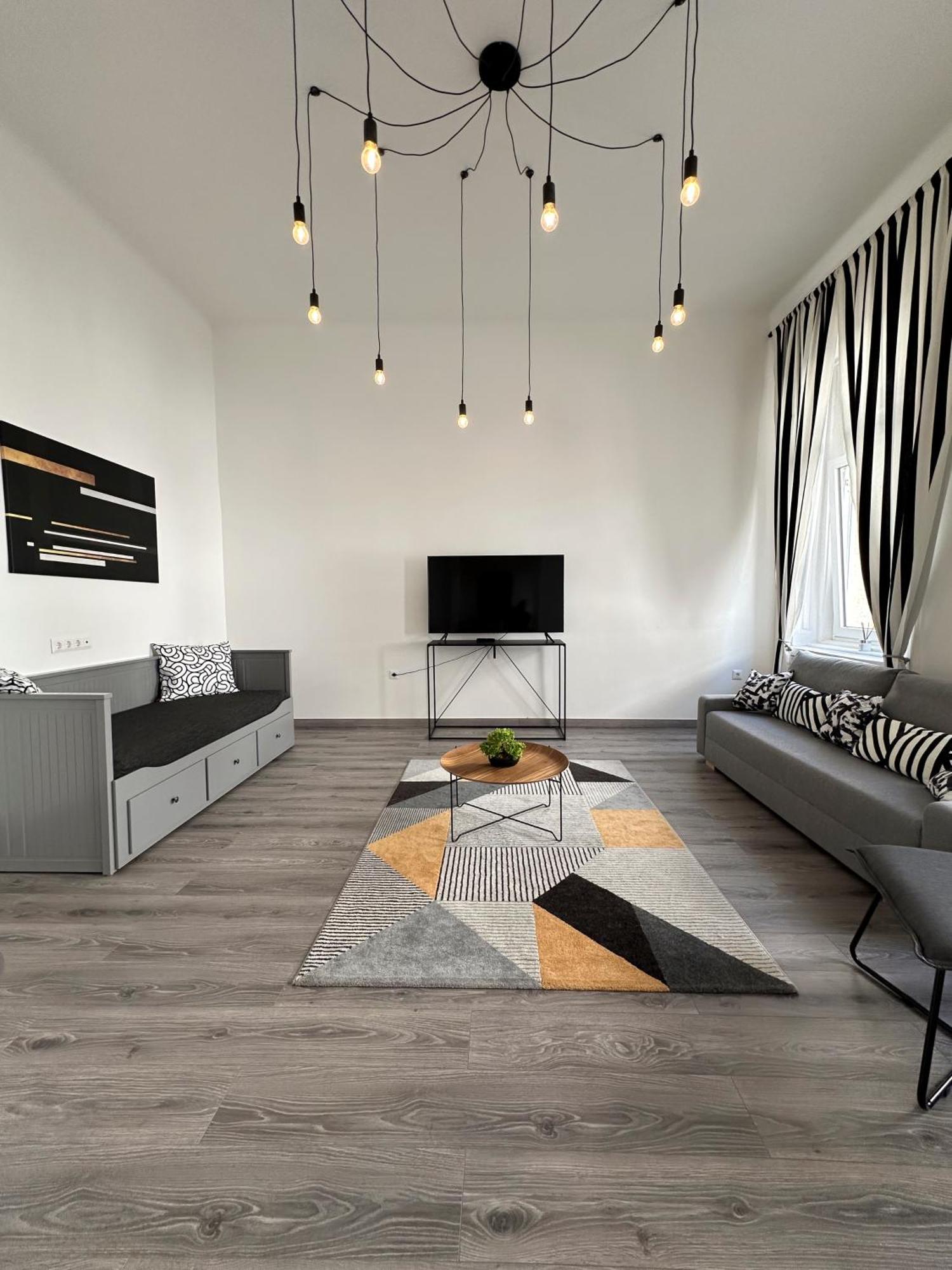 R&R Central Apartment Budapest Exterior photo